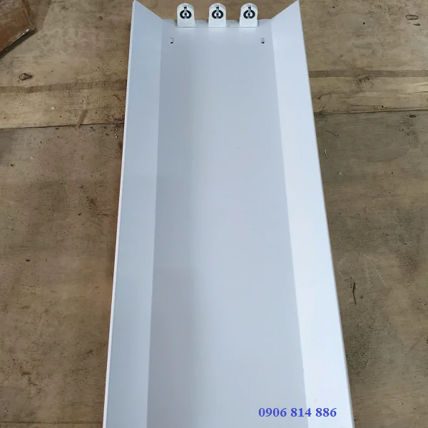 Máng đèn chóa phản quang 3 bóng