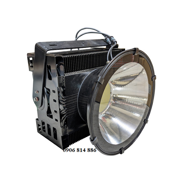 Đèn LED lắp cẩu tháp 800W